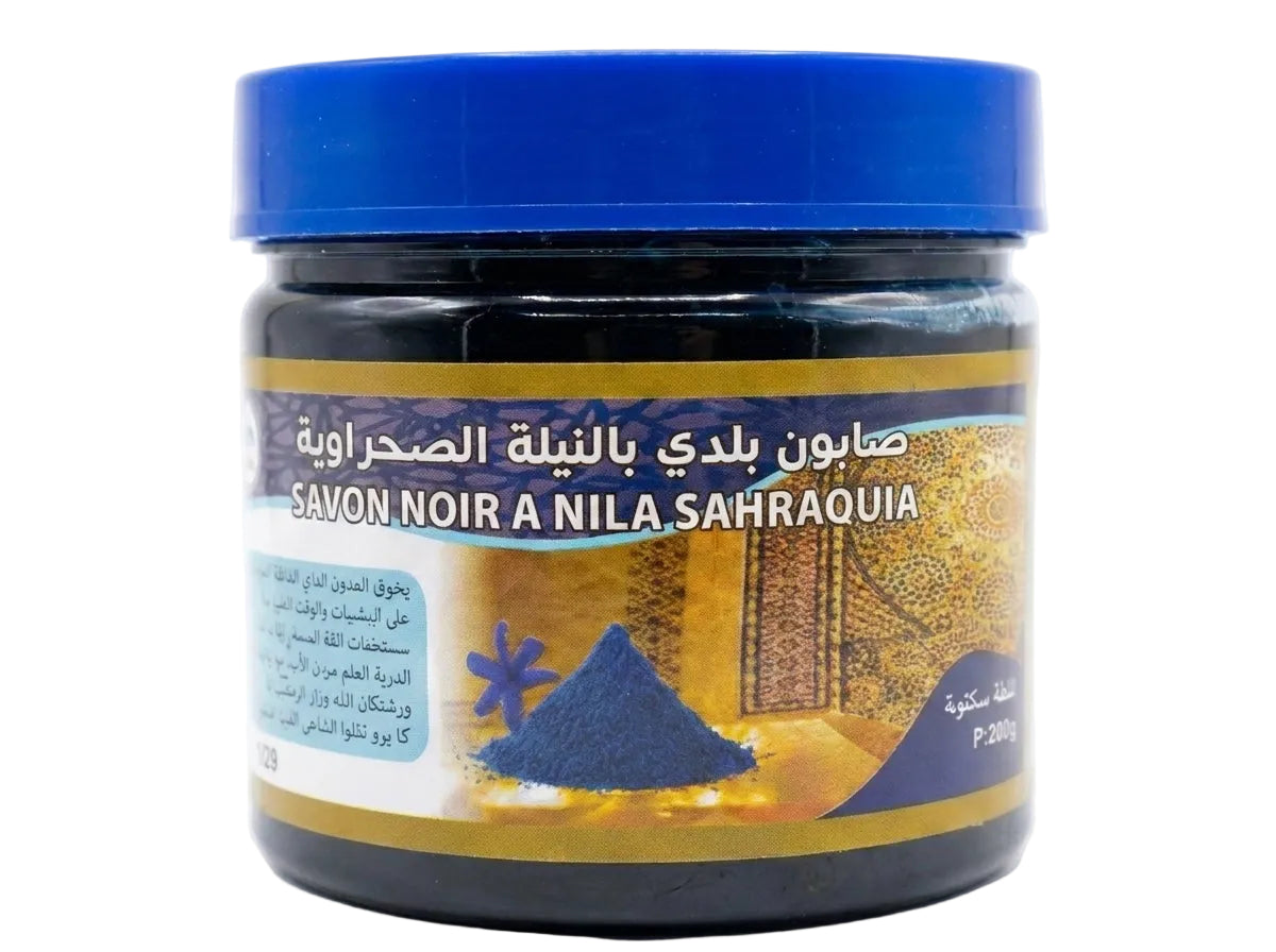 Texture onctueuse bleue du savon noir marocain au nila pur Orianza Selection