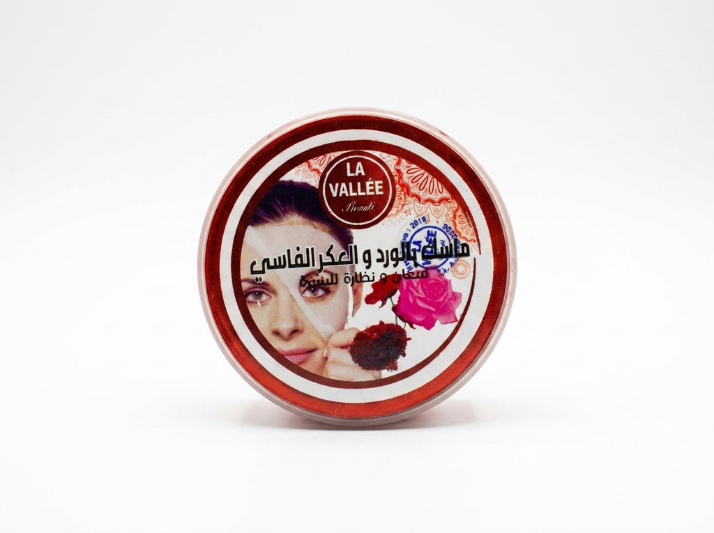 Texture onctueuse de masque hydratant rose pour un effet bonne mine immediat Orianza