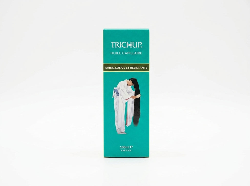 Texture riche enrichie en extraits de plantes indiennes pour fortifier les cheveux dès la racine.