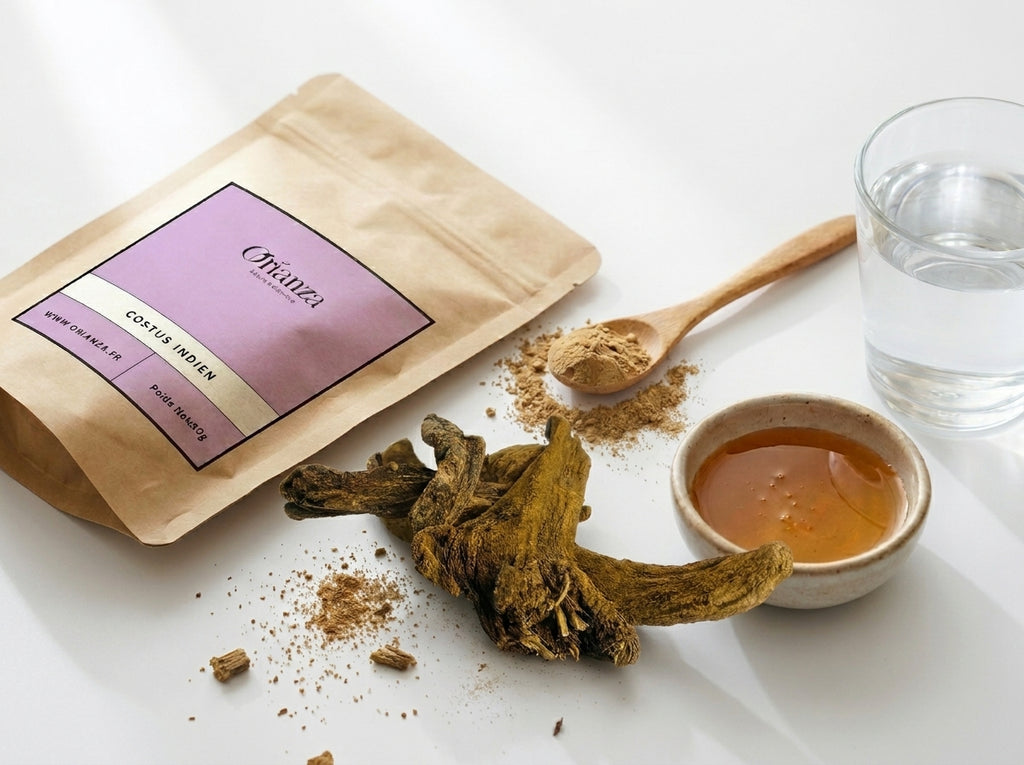 Préparation du remède traditionnel avec la racine de Costus Indien Orianza, un peu de miel pur et un verre d'eau tiède. pour la synergie.