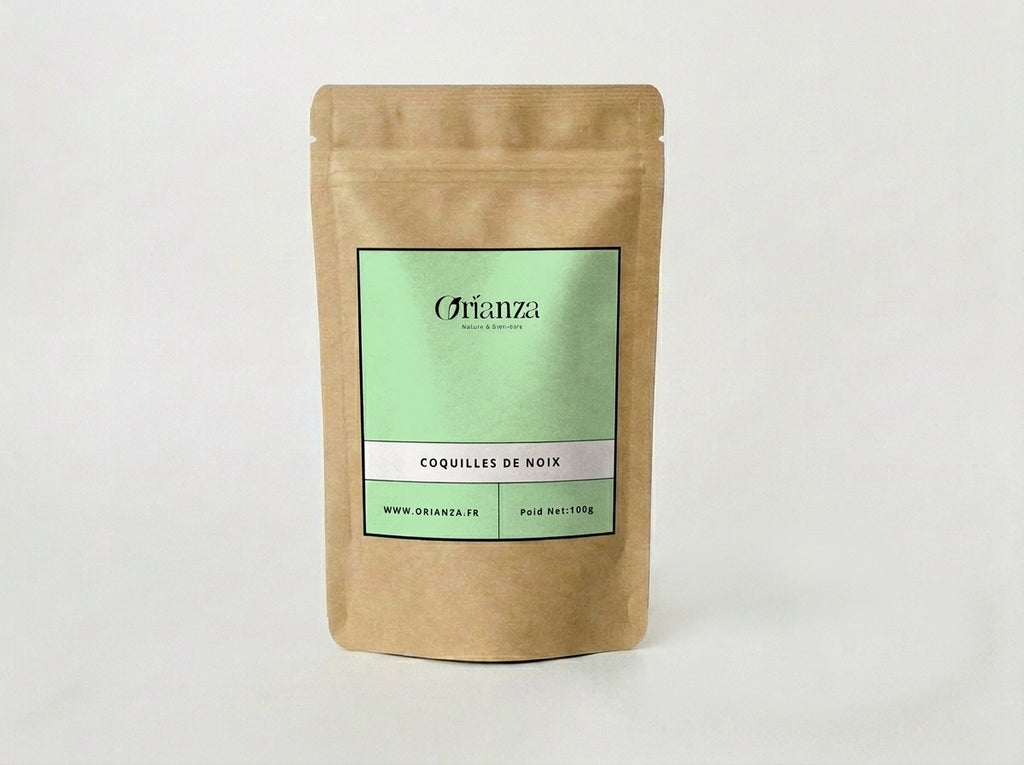 Sachet kraft de poudre de Brou de Noix de la marque Orianza, emballage étanche de qualité herboristerie protégeant les pigments.