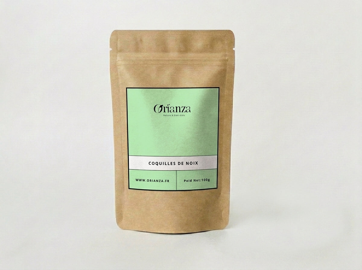 Sachet kraft de poudre de Brou de Noix de la marque Orianza, emballage étanche de qualité herboristerie protégeant les pigments.